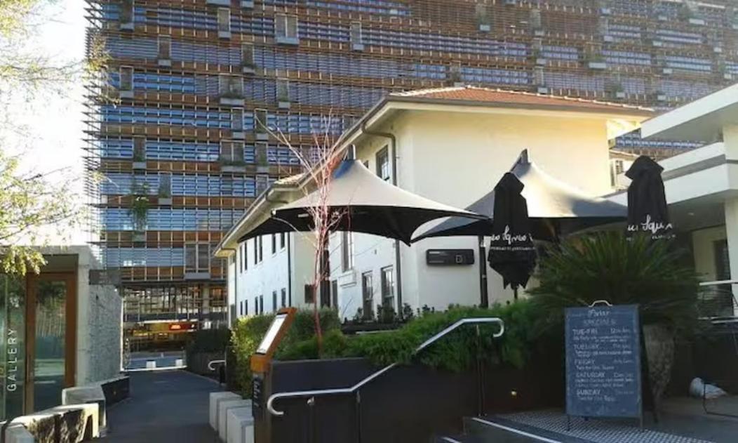 Nishi Holiday Apartments Camberra Exterior foto